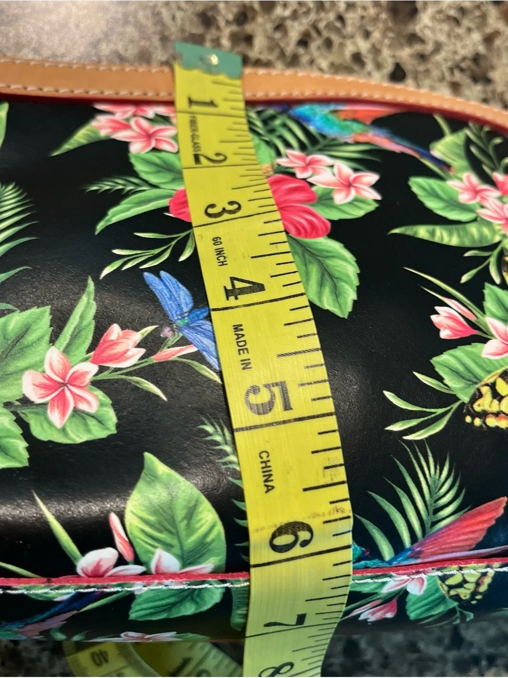 Cavalcanti wristlet with beautiful colors. Clutch or cosmetic pouch wristlet.